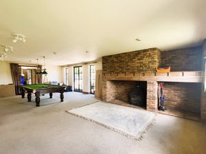 Photo 19- click for photo gallery